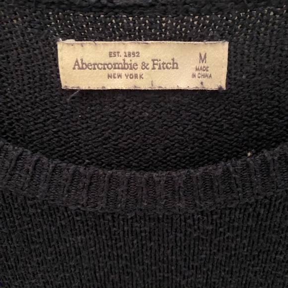 Abercrombie and Fitch bulldog sweater - Picture 3 of 3